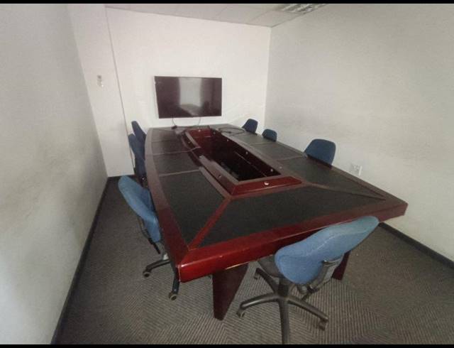 INDUSTRIAL PROPERTY TO RENT IN HALFWAY HOUSE